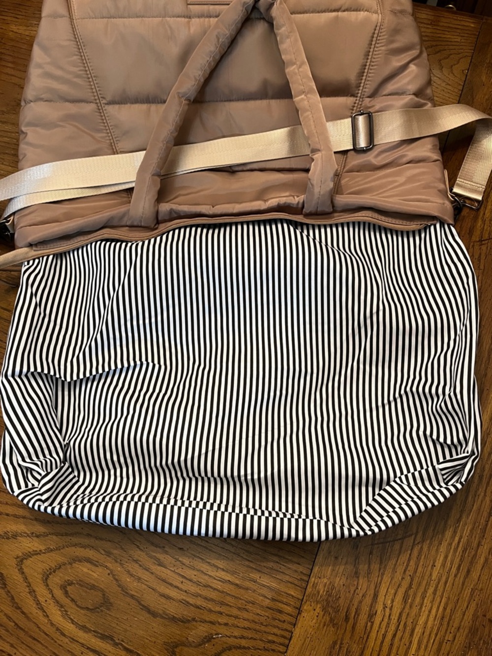 Alexis Bendel Blush Tan Quilted Tote with Adjustable Strap, NWOT - Picture 8 of 16
